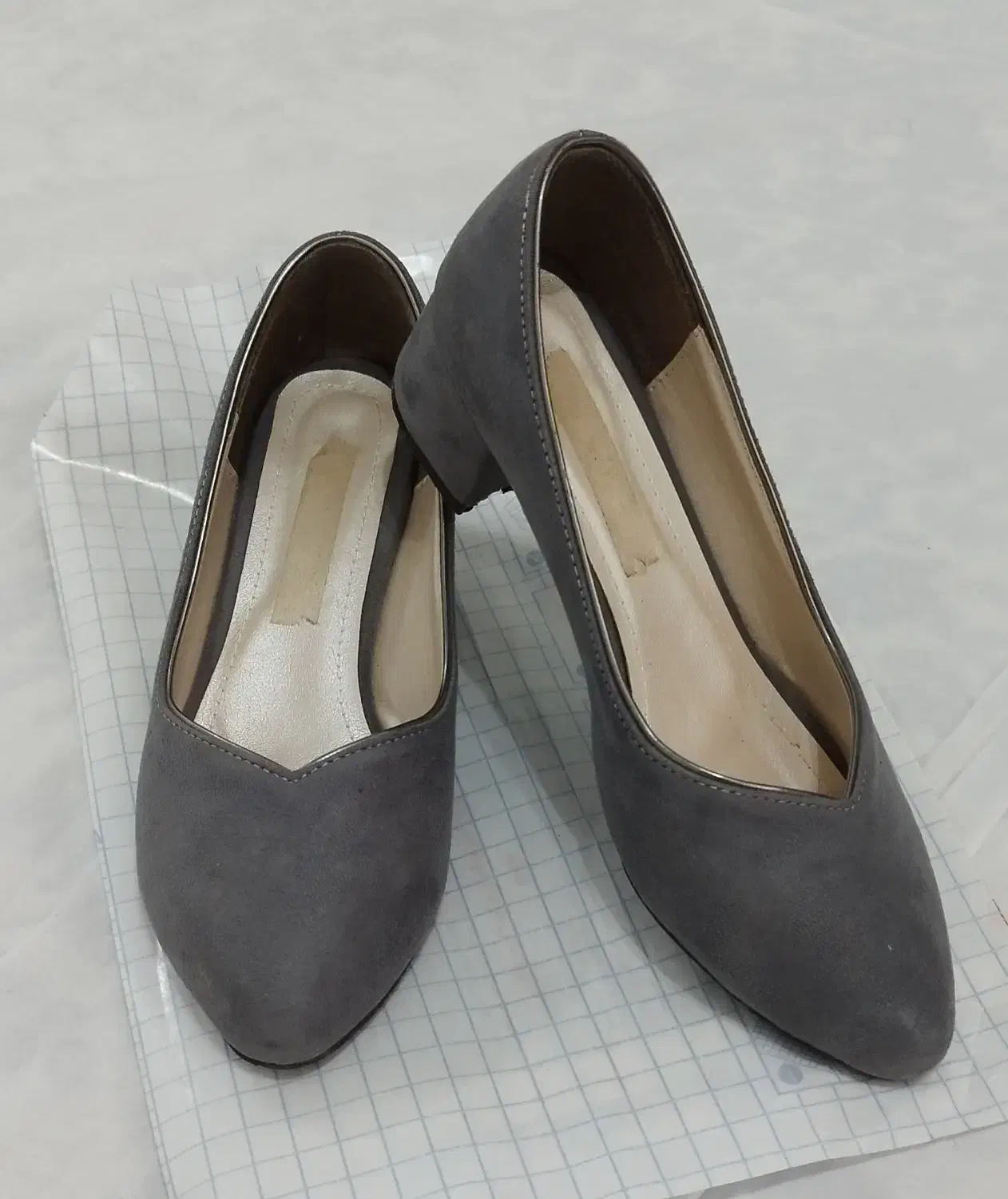 کفش مجلسی|کیف، کفش، کمربند|رشت, دیانتی|دیوار