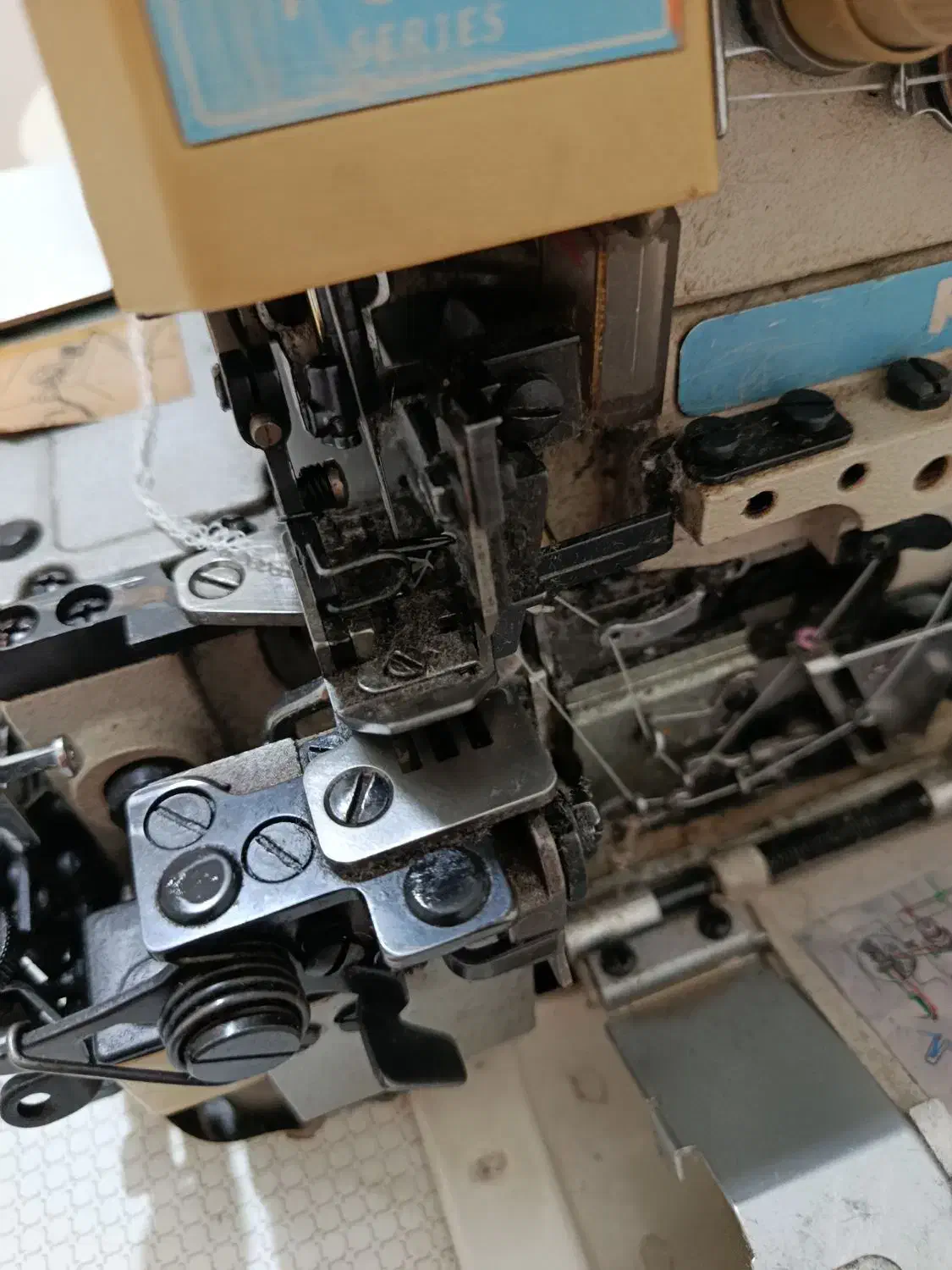 سردوز۵نخ|چرخ خیاطی و ریسندگی|رشت, پل تالشان|دیوار