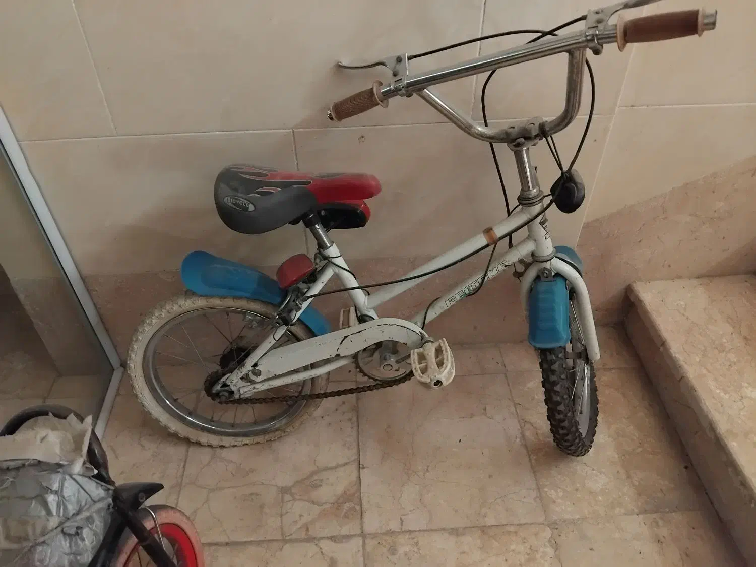 چرخ کودک|دوچرخه، اسکیت، اسکوتر|فولادشهر, مسکن مهر فولادشهر|دیوار