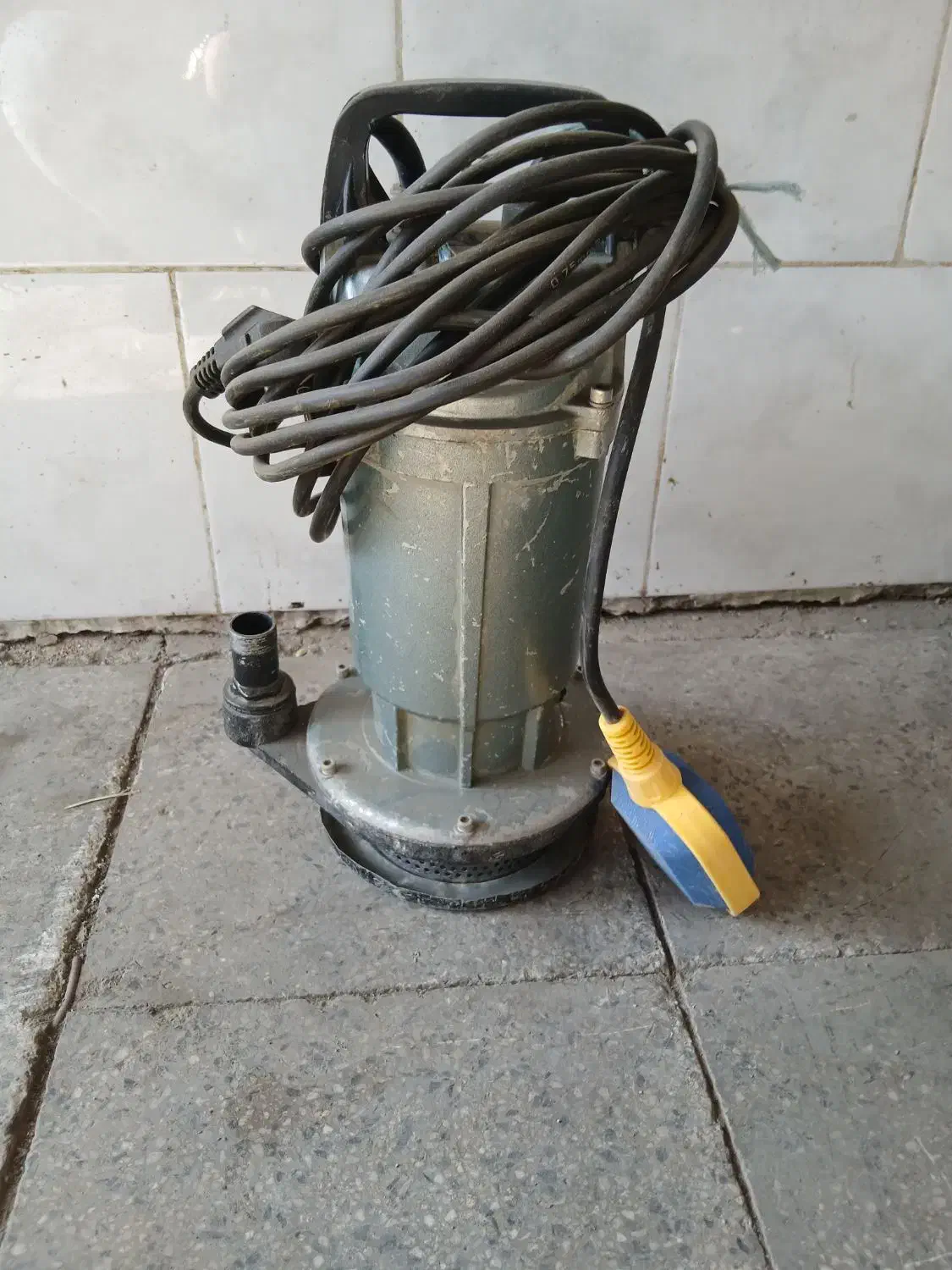 کف کش ۲۵متری|ماشینآلات صنعتی|سلماس, |دیوار