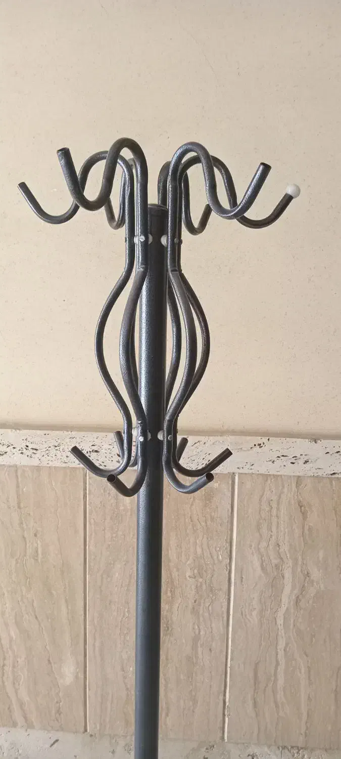 جالباسی ایستاده|بندرخت و رخت‌آویز|مشهد, نکاح|دیوار