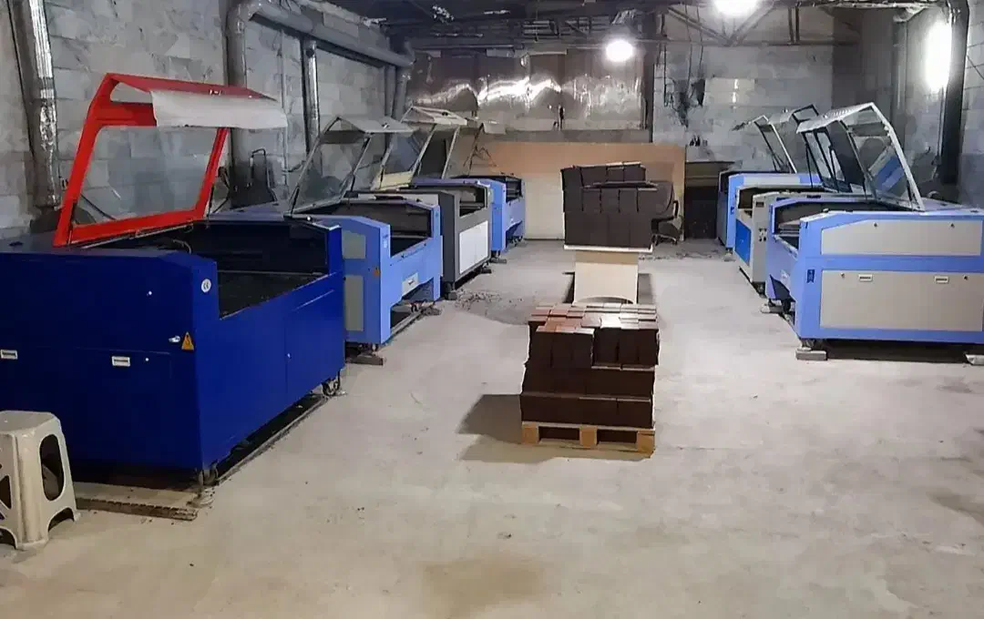 برش لیزری وحکاکی لیزر|خدمات پیشه و مهارت|تبریز, |دیوار