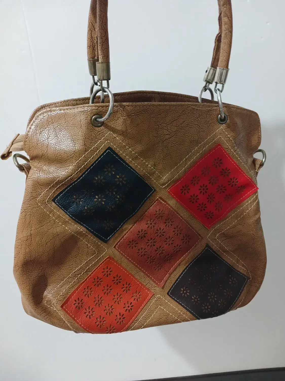 کیف زنانه و چمدان|کیف، کفش، کمربند|ساری, |دیوار