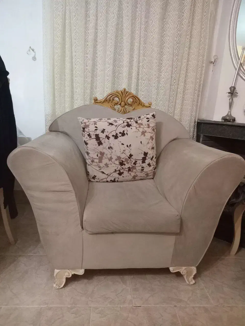 مبل 7 نفره|مبلمان خانگی و میز عسلی|رشت, چله خانه|دیوار