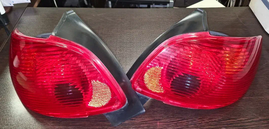 چراغ عقب پژو۲۰۶ تیپ۵|قطعات یدکی و لوازم جانبی|قزوین, |دیوار