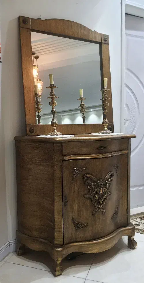 فوری آینه و کنسول پتینه و تابلو پوست ۱.۱۰در ۹۰|بوفه، ویترین، کنسول|مشهد, امیریه|دیوار