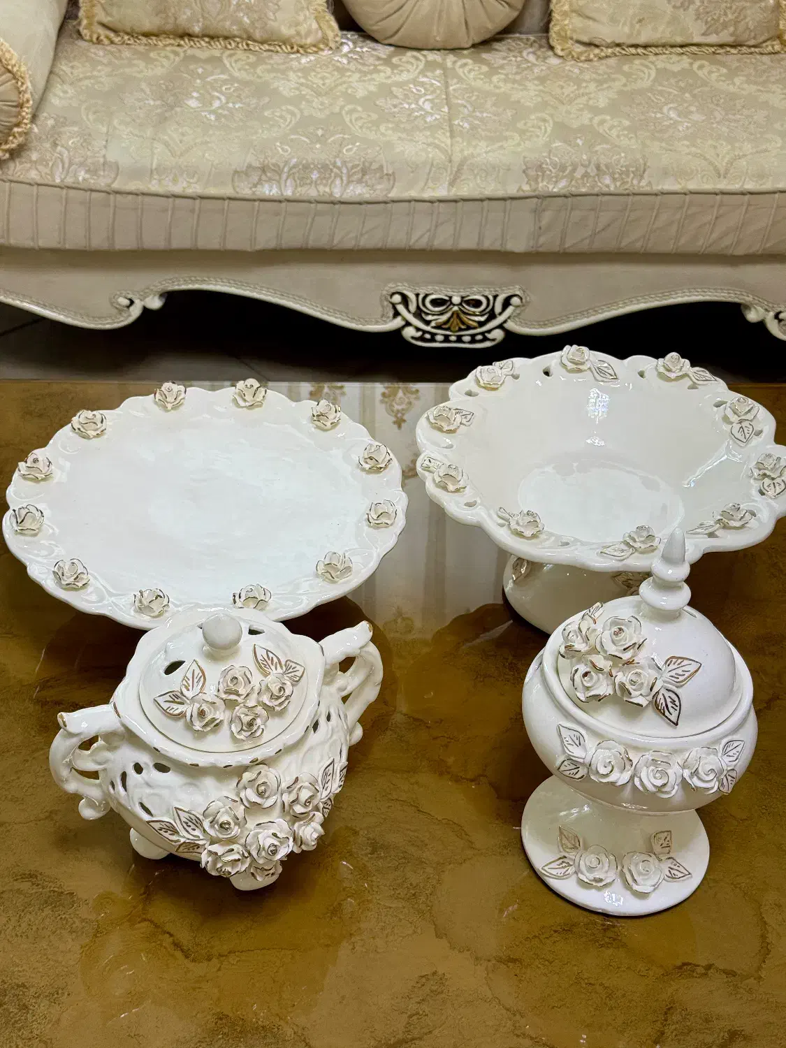 سرویس پذیرایی|ظروف سرو و پذیرایی|رشت, چله خانه|دیوار