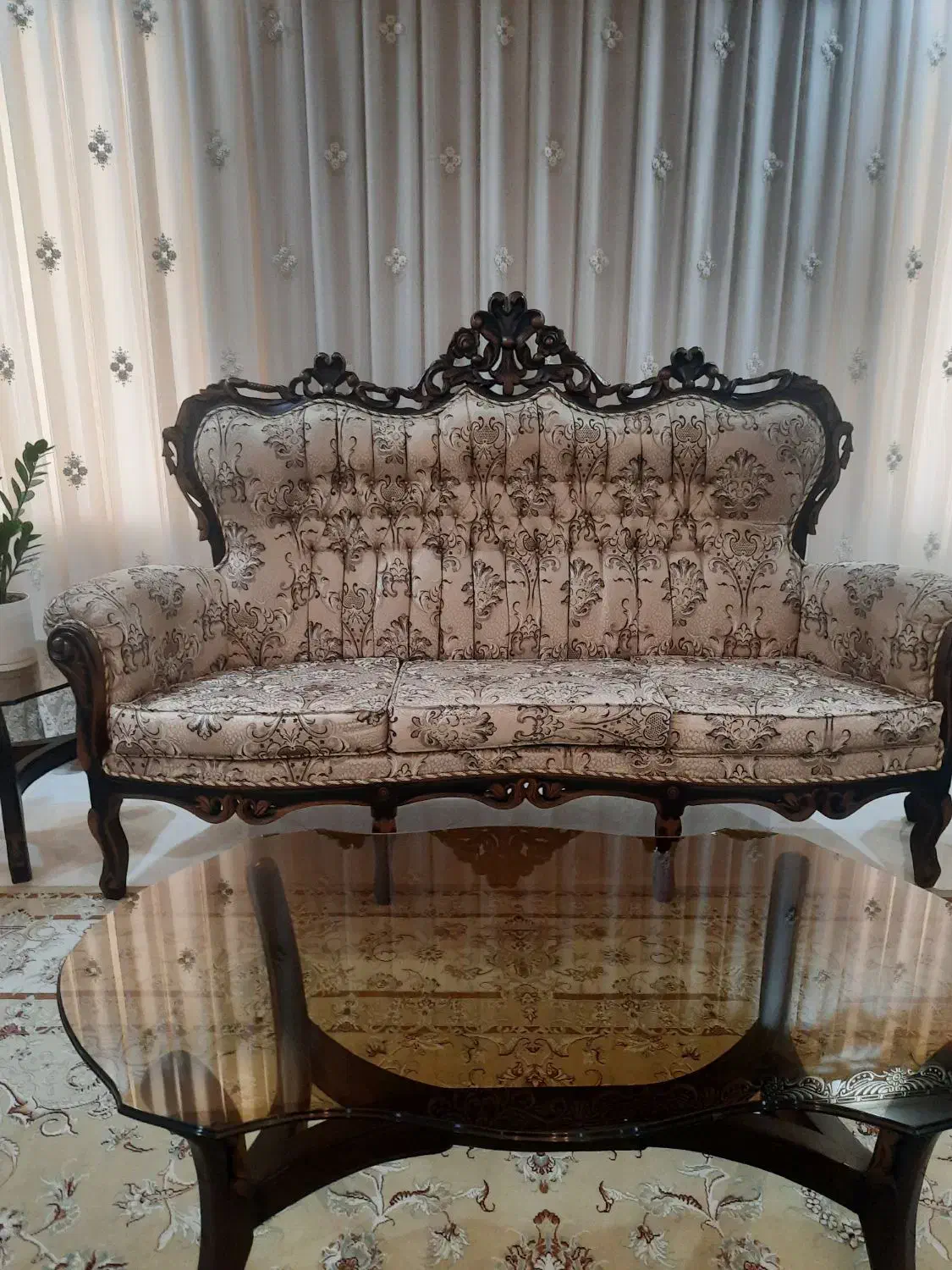 مبل ۹ نفره|مبلمان خانگی و میز عسلی|قم, سالاریه|دیوار