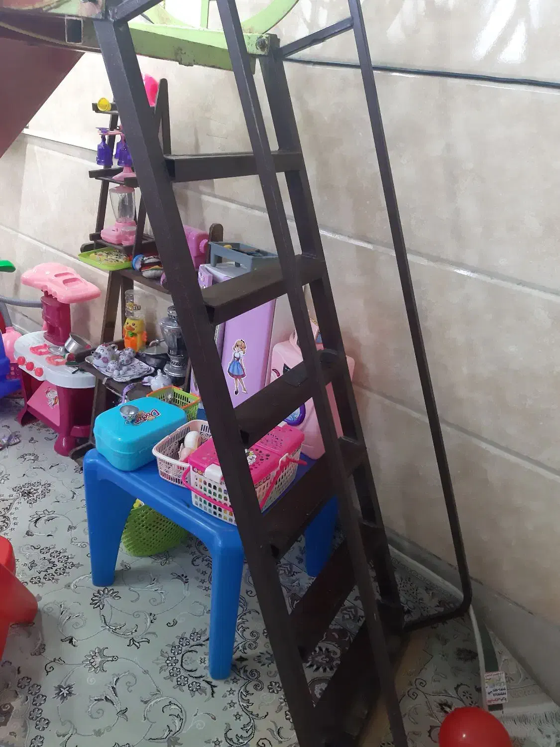 سرسره آهنی ۲۰۰ کیلویی|اسباببازی|ساوه, |دیوار