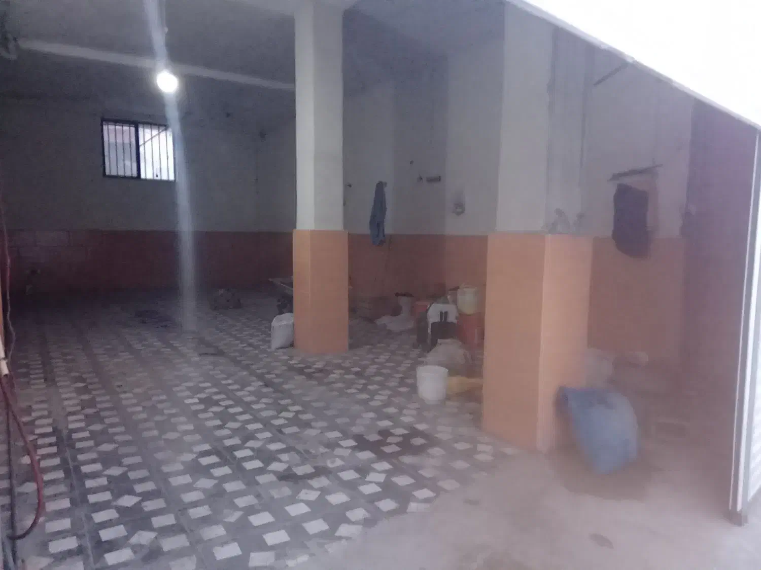 اجاره مغازه ۵۰ متری لب آسفالت اصلی جنید|اجارهٔ مغازه و غرفه|قائمشهر, |دیوار