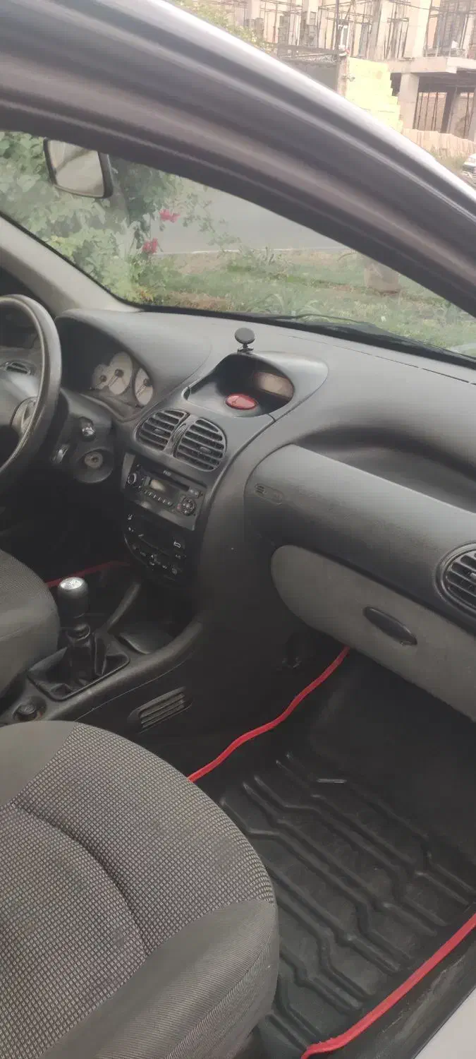 206صندوق دار تیپ 5. v8|خودرو سواری و وانت|هشتگرد, شهرک ولیعصر (مصلی)|دیوار