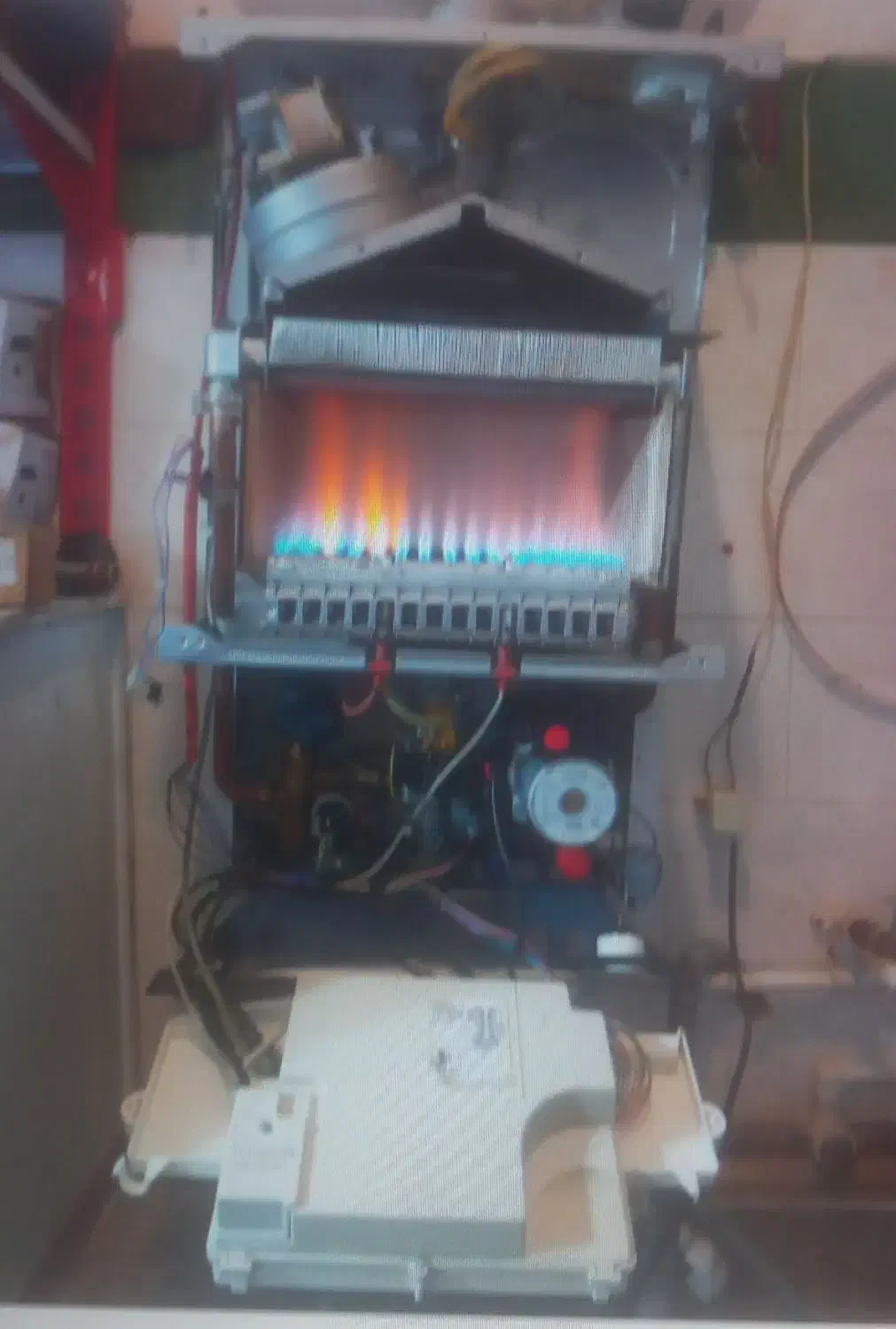 پکیچ|آبگرمکن، پکیج، شوفاژ|تبریز, |دیوار