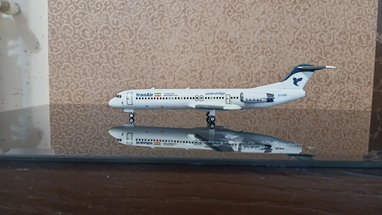 ماکت هواپیمای فوکر F-100|کلکسیون و سرگرمی|تهران, ظفر|دیوار