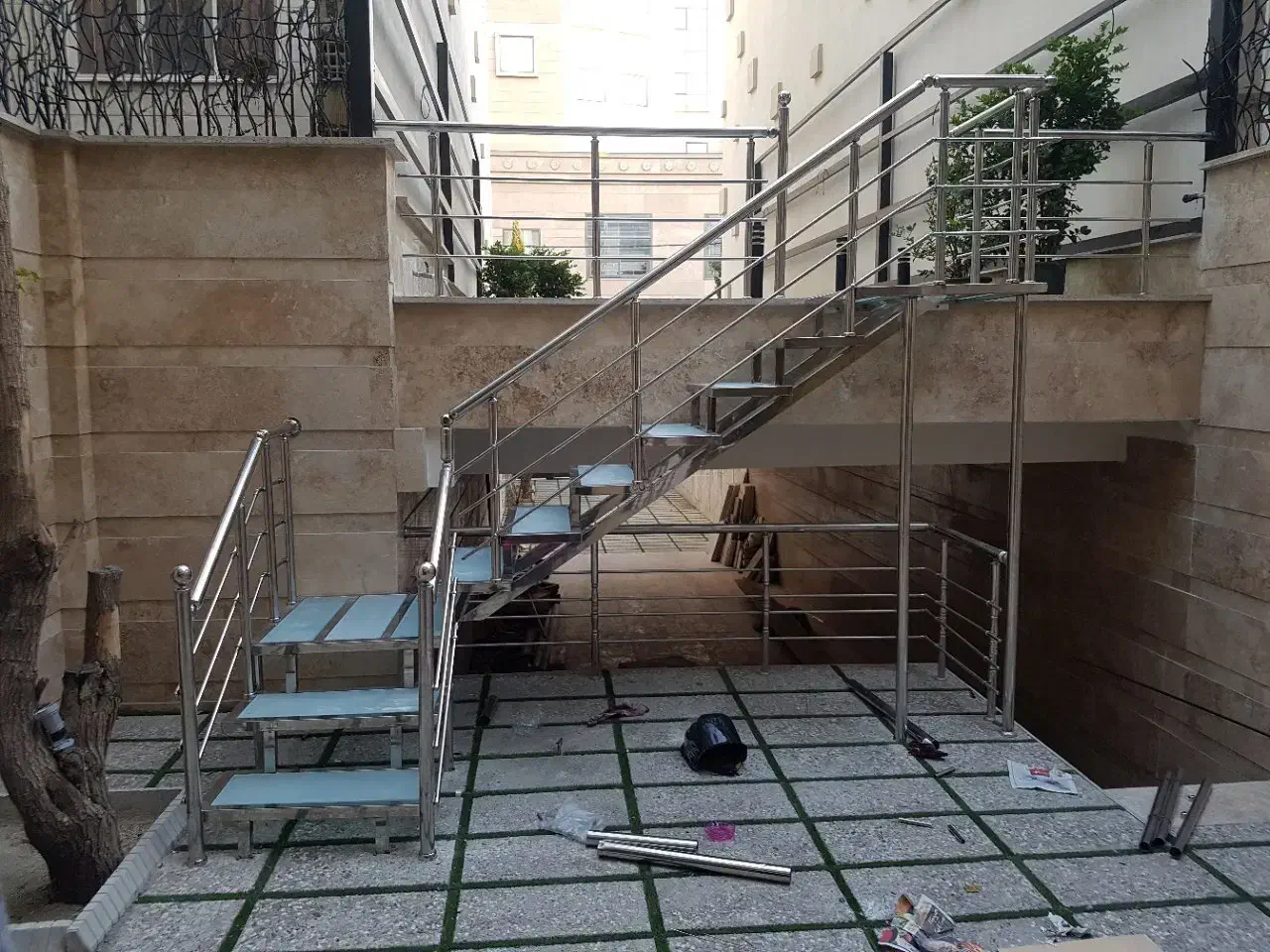 پله استیل،پله،پله دکوراتیو حفاظ بانکی حفاظ پنجره|خدمات پیشه و مهارت|تهران, فتح|دیوار