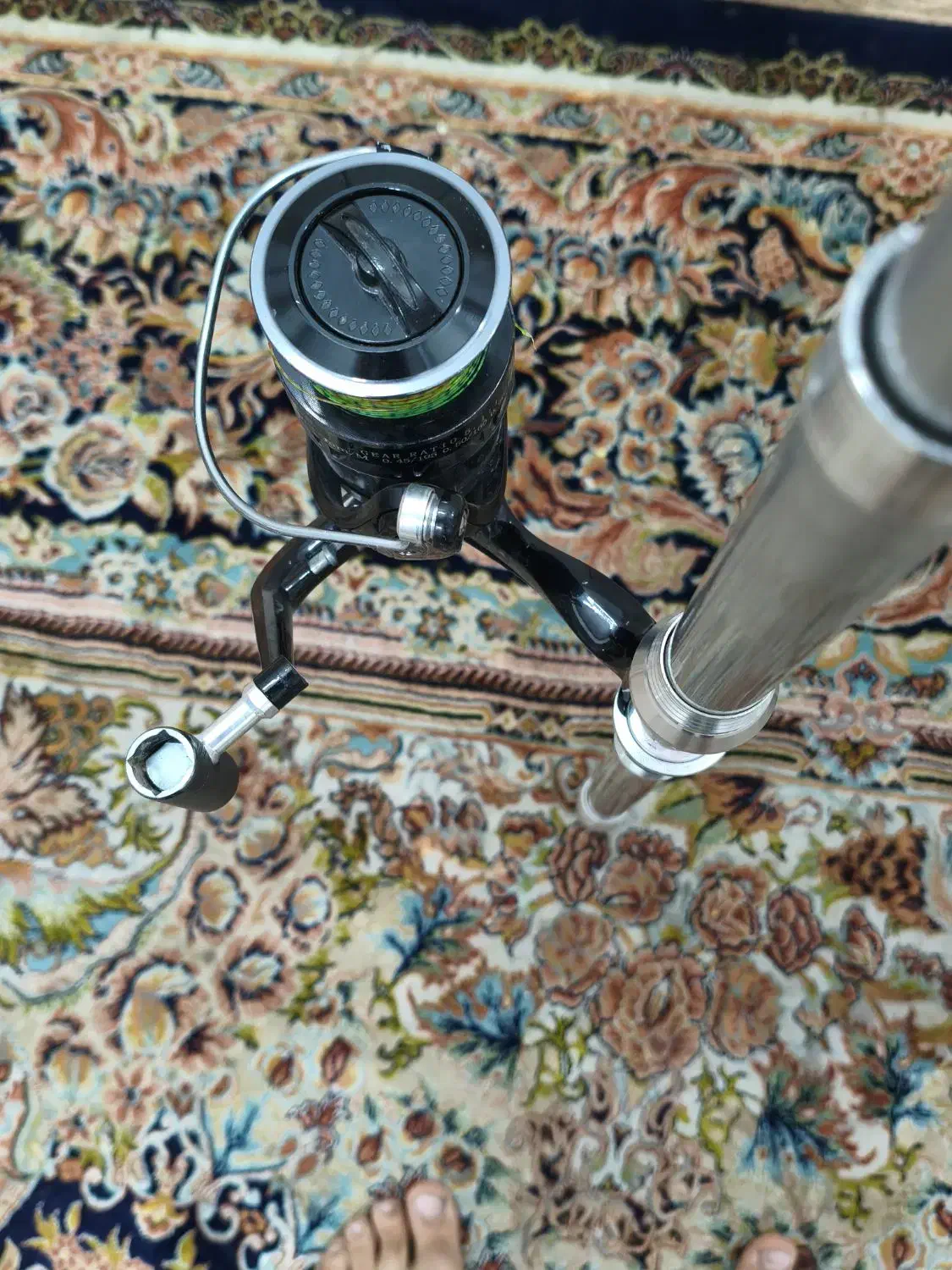 چوب و چرخ ماهیگیری قوی|ماهیگیری|قم, زاویه|دیوار