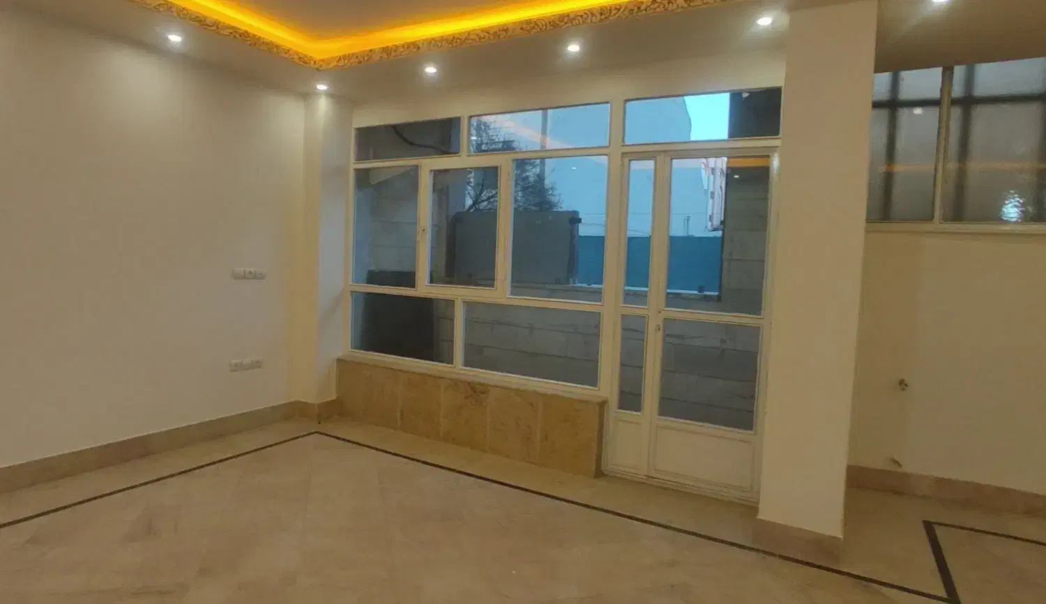 105 متر دو خواب / آبشار ، مسرور|فروش آپارتمان|اصفهان, آبشار|دیوار