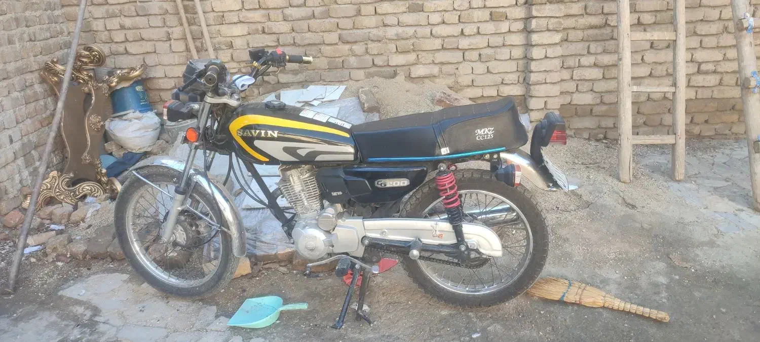 موتور 150|موتورسیکلت|بروجرد, |دیوار