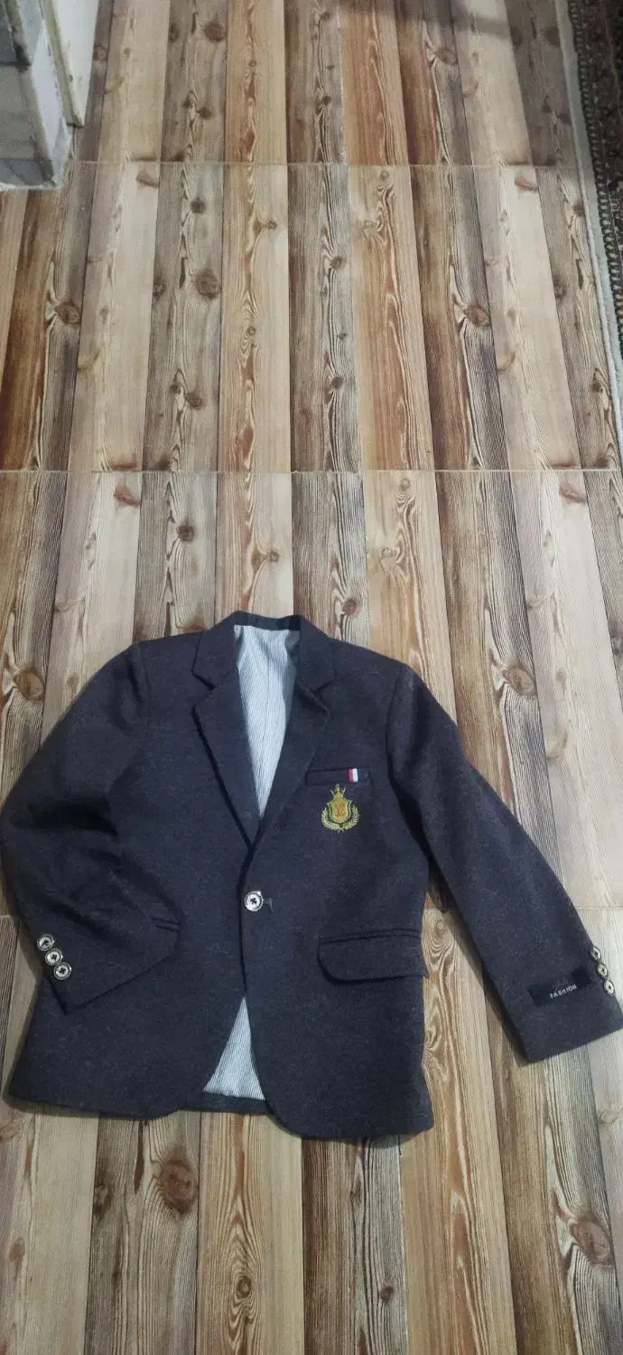 کت و جلیقه وشلوار پسرانه|کفش و لباس بچه|قروه, |دیوار