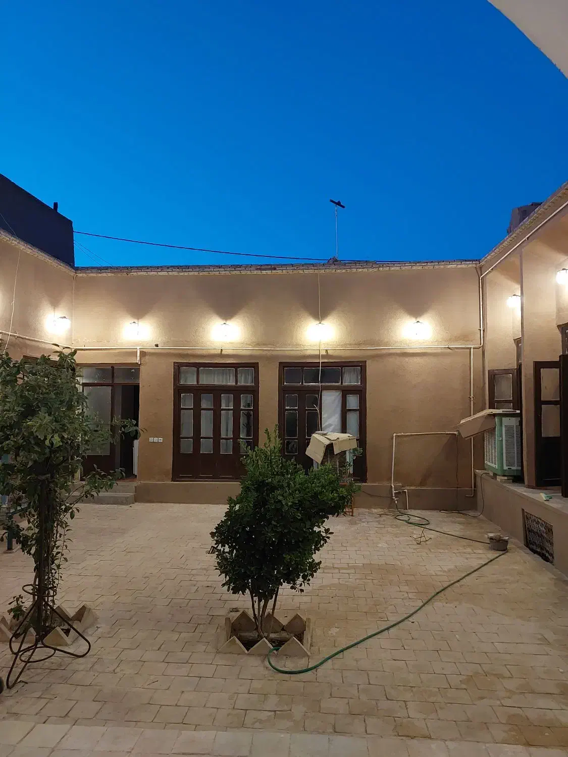 سوئیت همکف بیمارستان گودرز|اجارهٔ کوتاه‌مدت آپارتمان و سوئیت|یزد, |دیوار