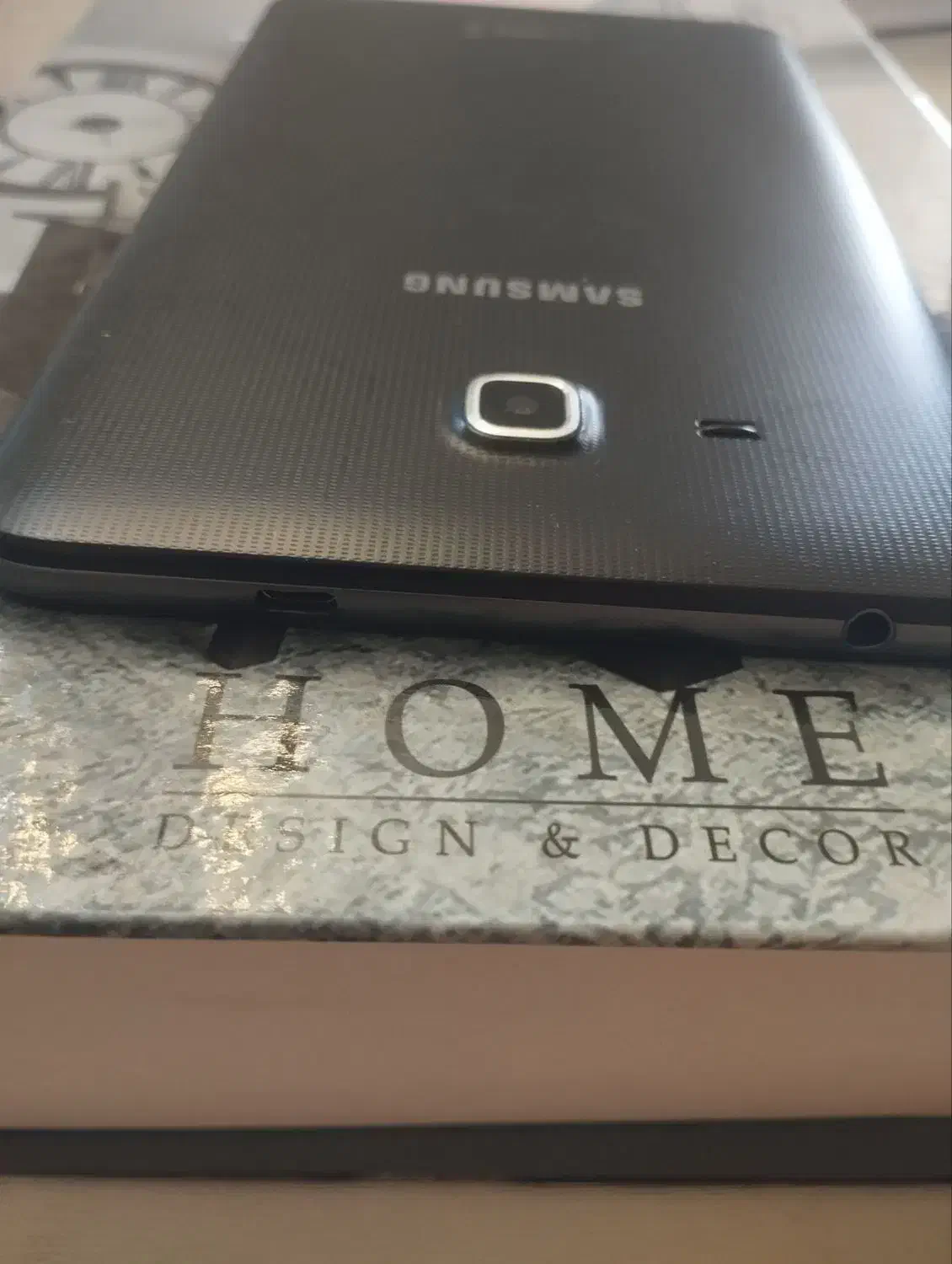 تبلت|تبلت|رامسر, |دیوار