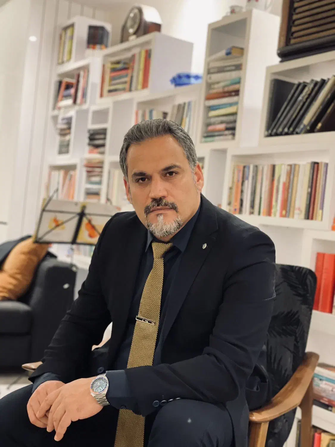 وکیل پایه یک دادگستری .۱۵ سال سابقه وکالت|خدمات مالی، حسابداری، بیمه|تهران, گلستان (شهرک راه آهن)|دیوار