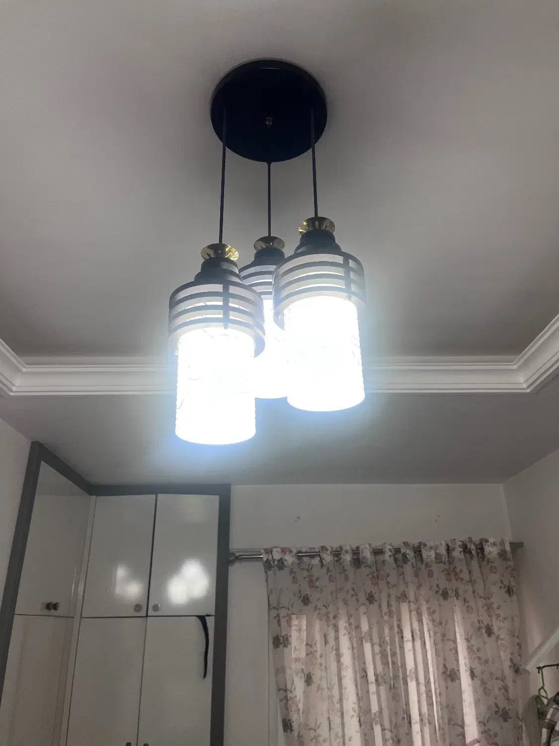 لوستر سه شعله|لوستر و چراغ آویز|گرگان, |دیوار