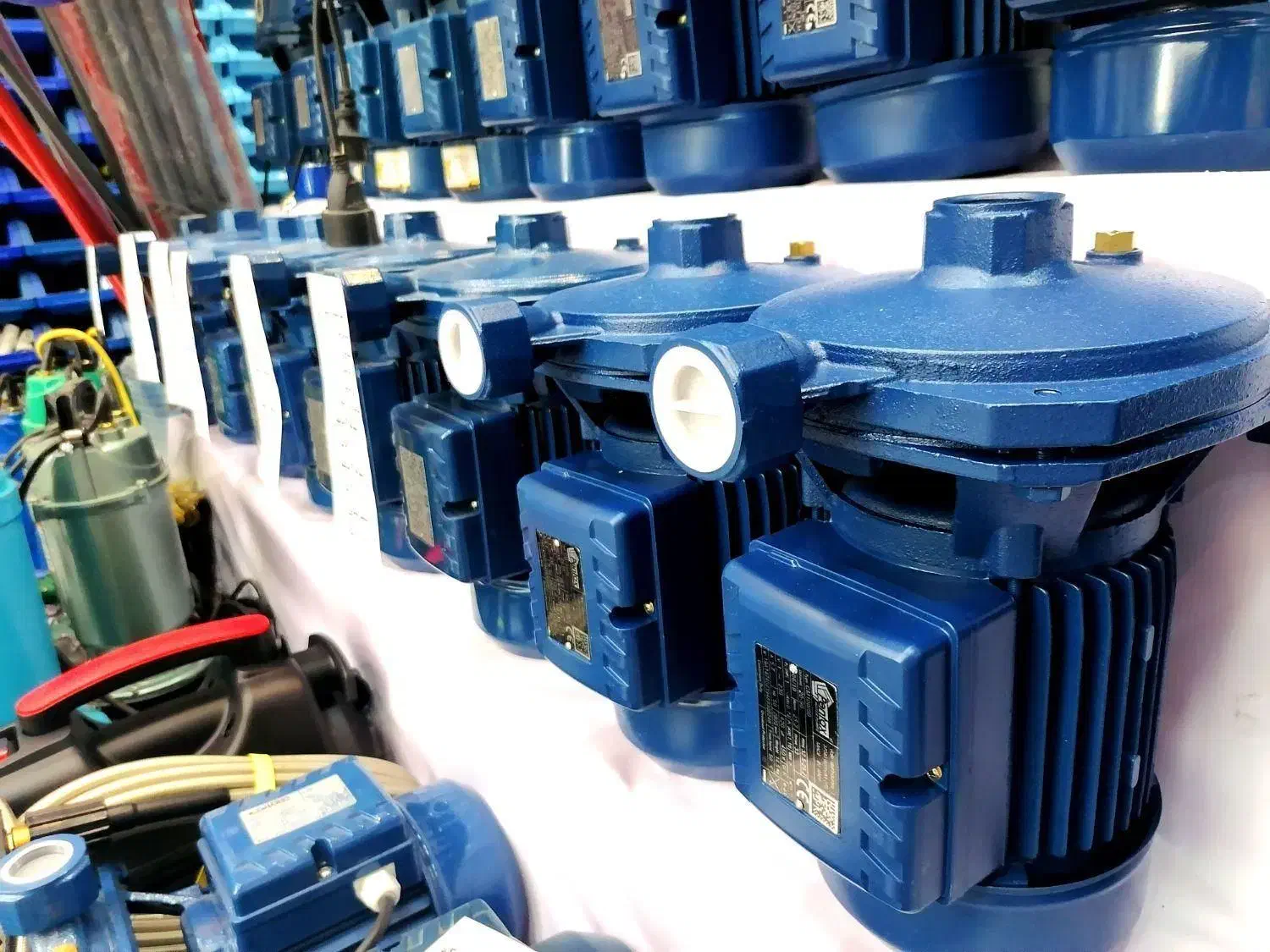 پمپ آب کفکش کارواش مدل مارکو|مصالح و تجهیزات ساختمان|قم, ولیعصر|دیوار