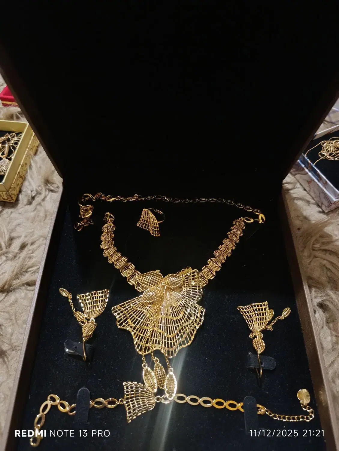 سرویس برگ روکش طلا  ژوپینگ|بدلیجات|تهران, پونک|دیوار