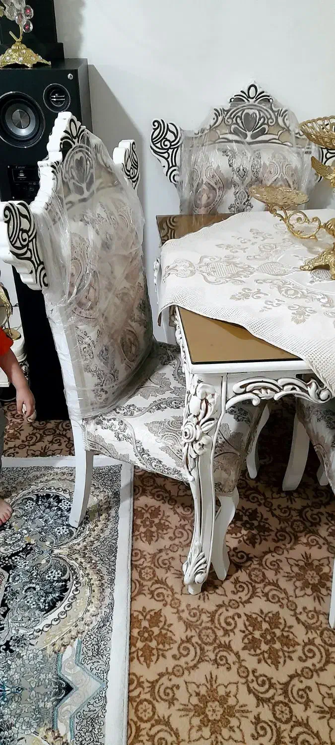 میزناهارخوری ۴ نفره|میز و صندلی غذاخوری|فردیس, شهرک ارم|دیوار