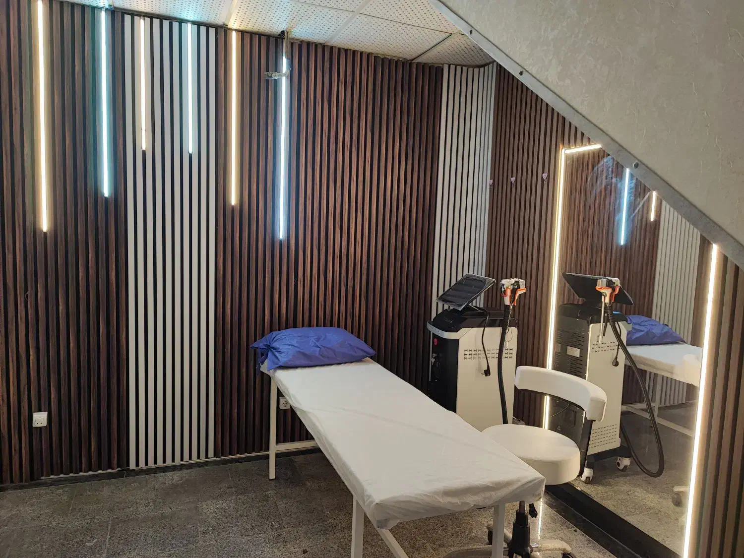 افتتاح درمانگاه درمانی و زیبایی دکتر کاشفی|خدمات آرایشگری و زیبایی|ارومیه, |دیوار