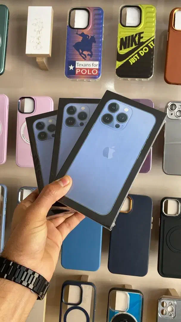 فروش آیفون از 13 نرمال تا 17 پرو مکس|موبایل|تهران, فرمانیه|دیوار