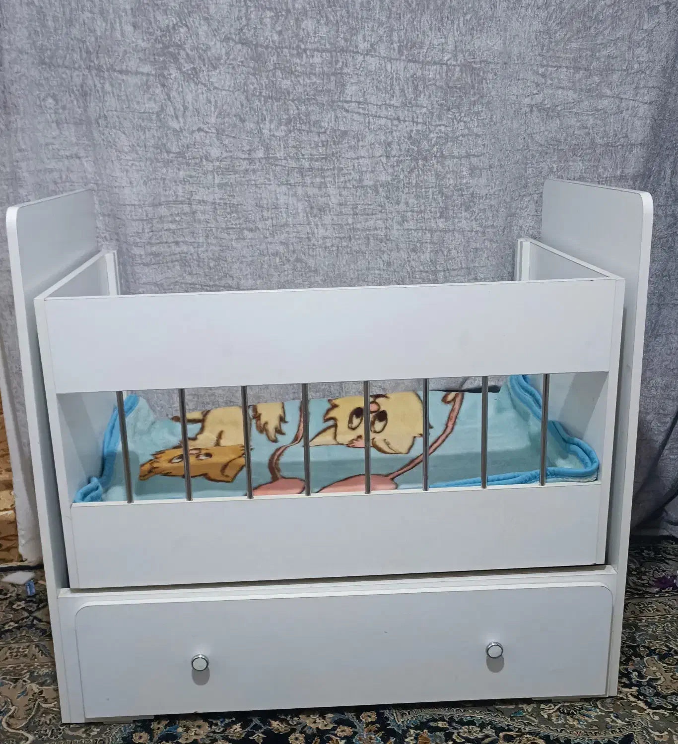 تخت گهواره ای کودک|اسباب و اثاث بچه|تربت‌حیدریه, مظفریه|دیوار