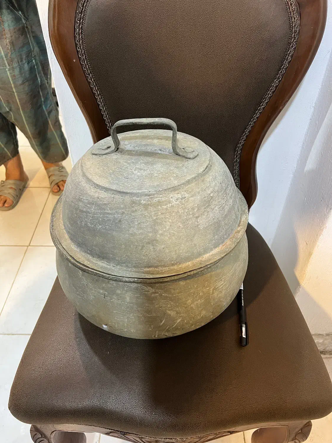 ظروف مسی|کلکسیون اشیاء عتیقه|رشت, گلسار|دیوار