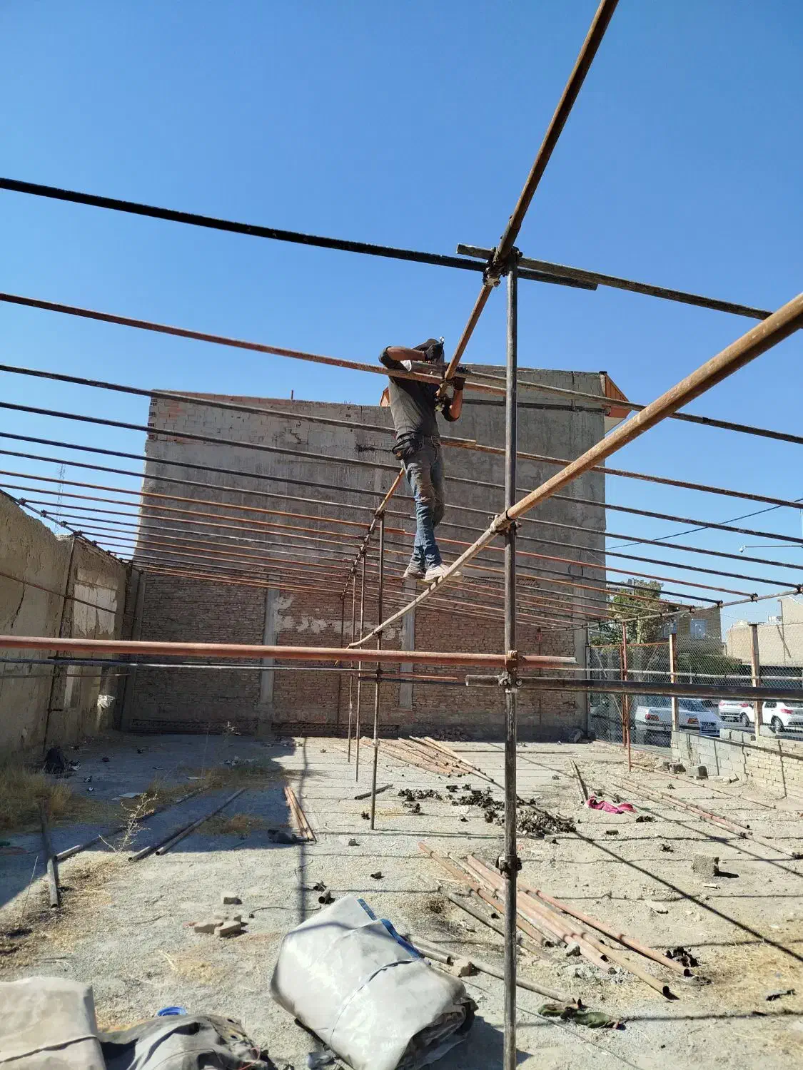 داربست بند|خدمات پیشه و مهارت|سلماس, |دیوار