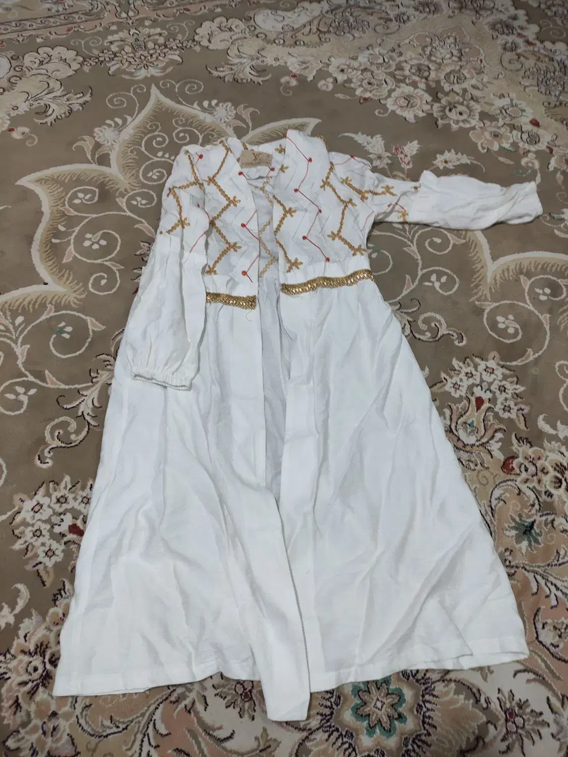 بوت... چادر رنگی|لباس|سبزوار, امیر کبیر|دیوار