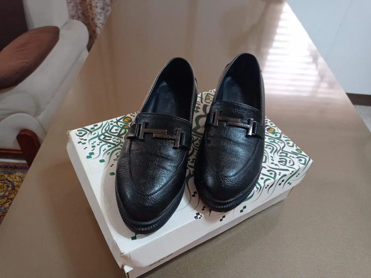 ۳ جفت کفش مشکی سایز ۳۹ کالج بوت ونس کتونی|کیف، کفش، کمربند|رشت, هلال احمر|دیوار