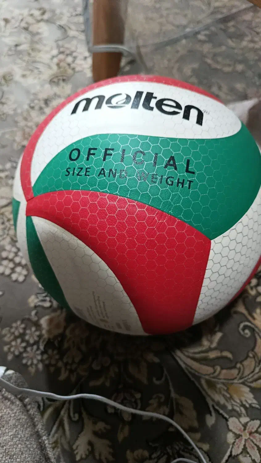 توپ مولتن حرفه ای|ورزشهای توپی|خرمآباد, |دیوار