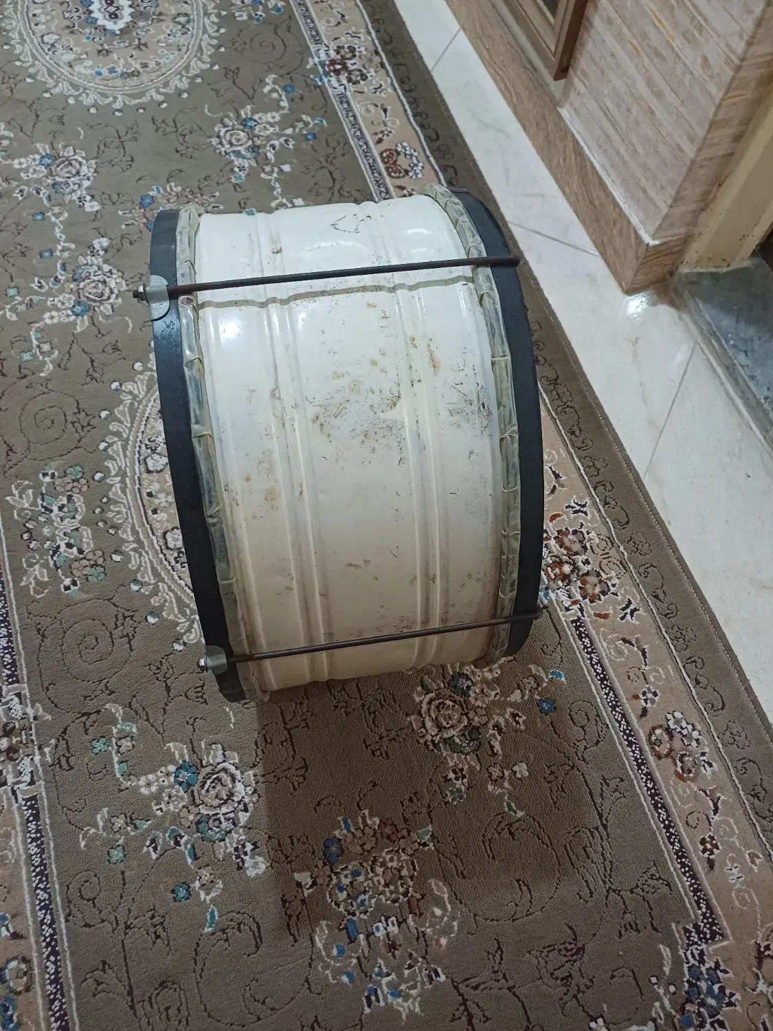 طبل محرم|درام و پرکاشن|سنگر, |دیوار