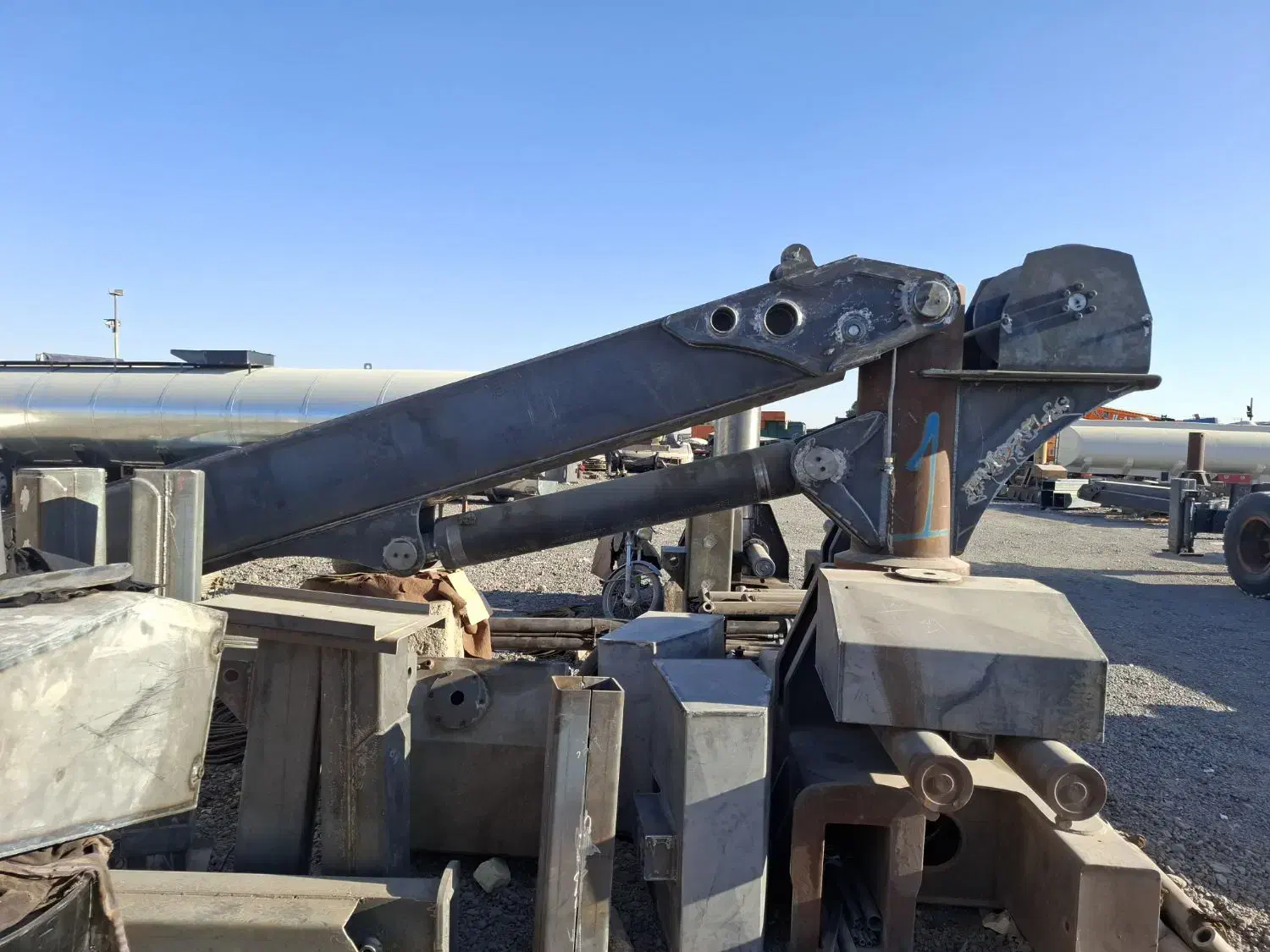 جرثقیل ۱۰ تن اطلس|خودرو سنگین|اصفهان, شهرک صنعتی امیرکبیر (شاپور جدید)|دیوار