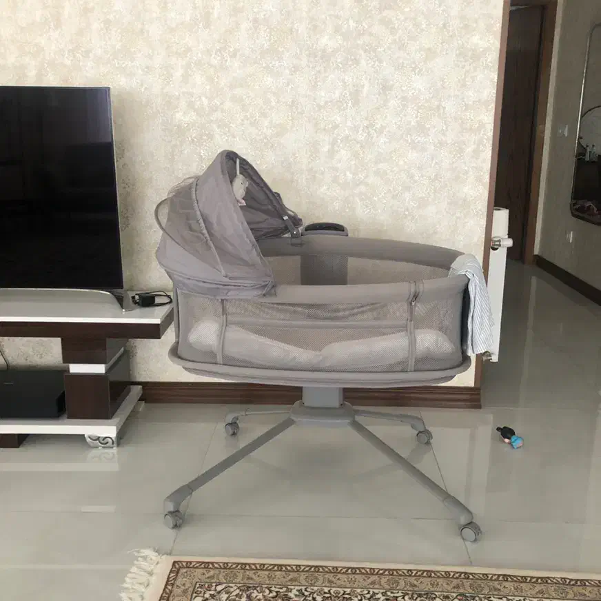 گهواره ی برقی نوزاد|تخت و صندلی بچه|همدان, |دیوار