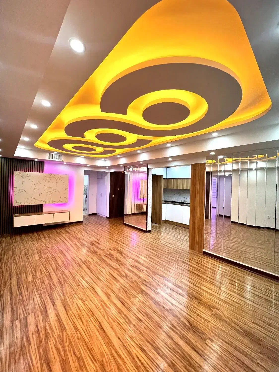 آپارتمان۱۱۲متری/۳خواب/کلید نخورده|فروش آپارتمان|پرند, فاز ۲|دیوار