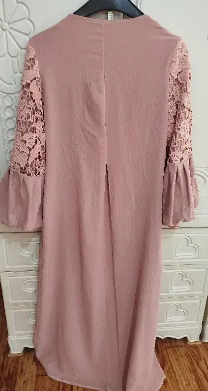 مانتو ابر و بادی|لباس|گل تپه, |دیوار