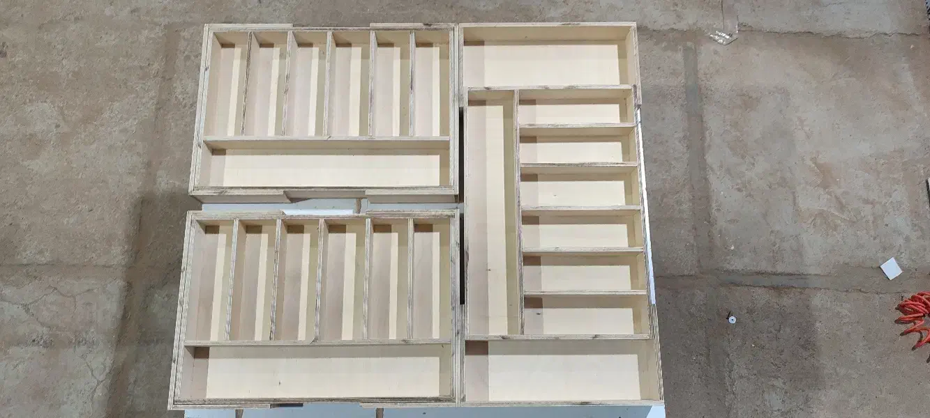 جاقاشقی|آبچکان و نظمدهنده ظروف|نظرآباد, احمد آباد|دیوار