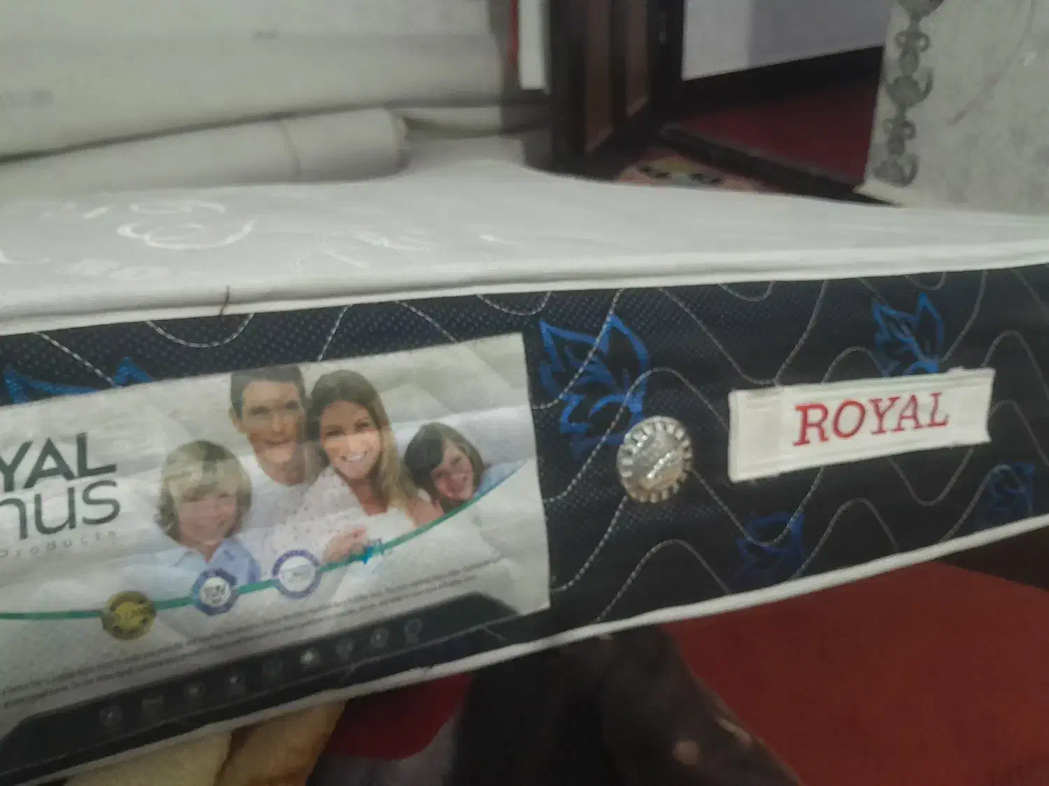 تشک تمیز نو دو هفته ازش استفاده شده|تشک تختخواب|اهواز, گلستان|دیوار