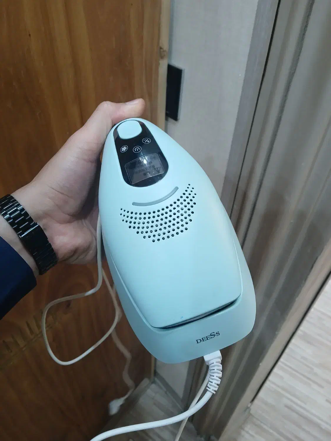 لیزر موهای زائد|پزشکی|لاهیجان, قیام|دیوار