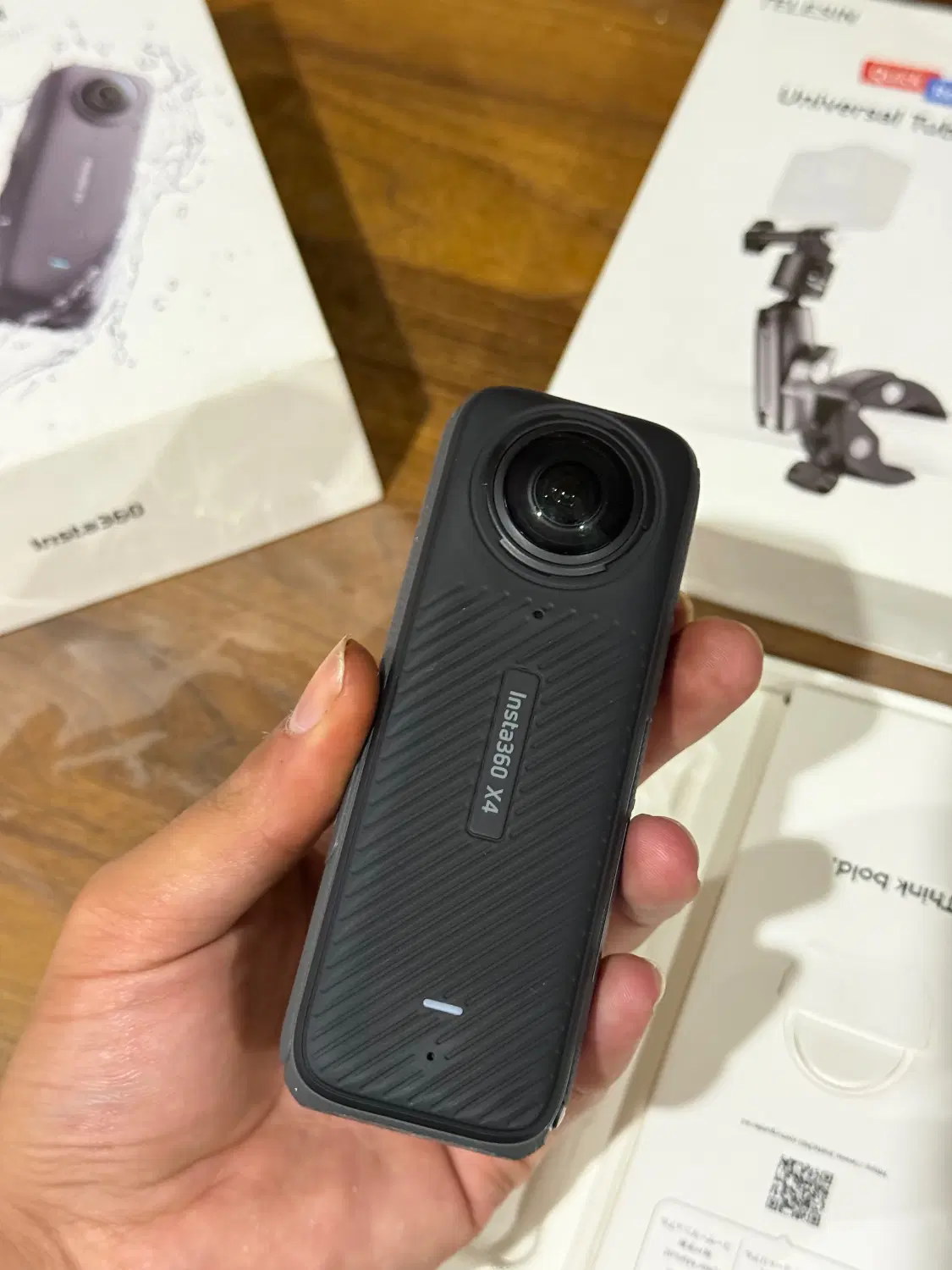 insta360 x4 با مونوپاد و پایه|دوربین عکاسی و فیلمبرداری|تهران, شهرک خرازی|دیوار