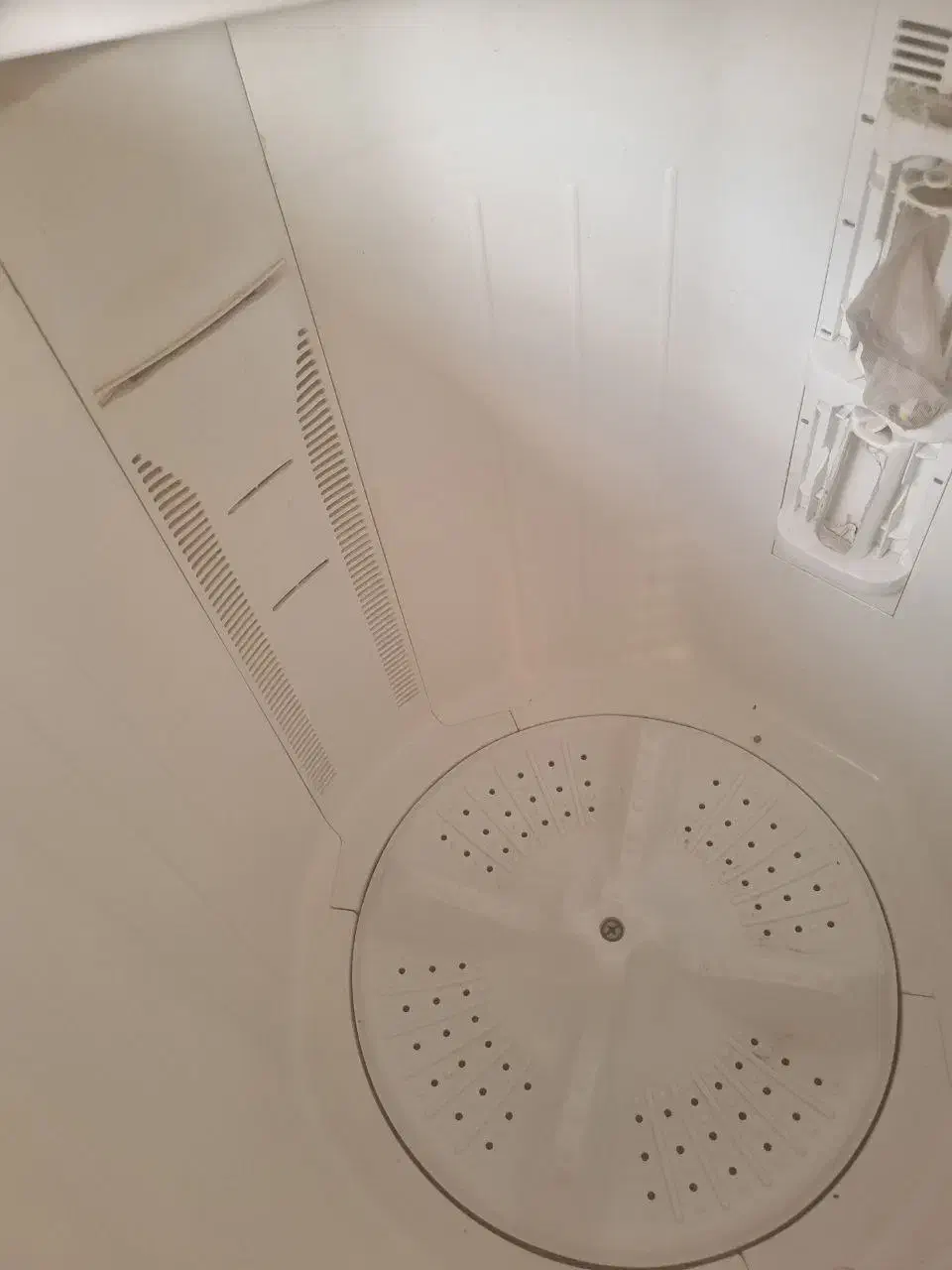 لباسشویی BOST تمیز و سالم|ماشین لباسشویی و خشککن لباس|رشت, رشتیان|دیوار