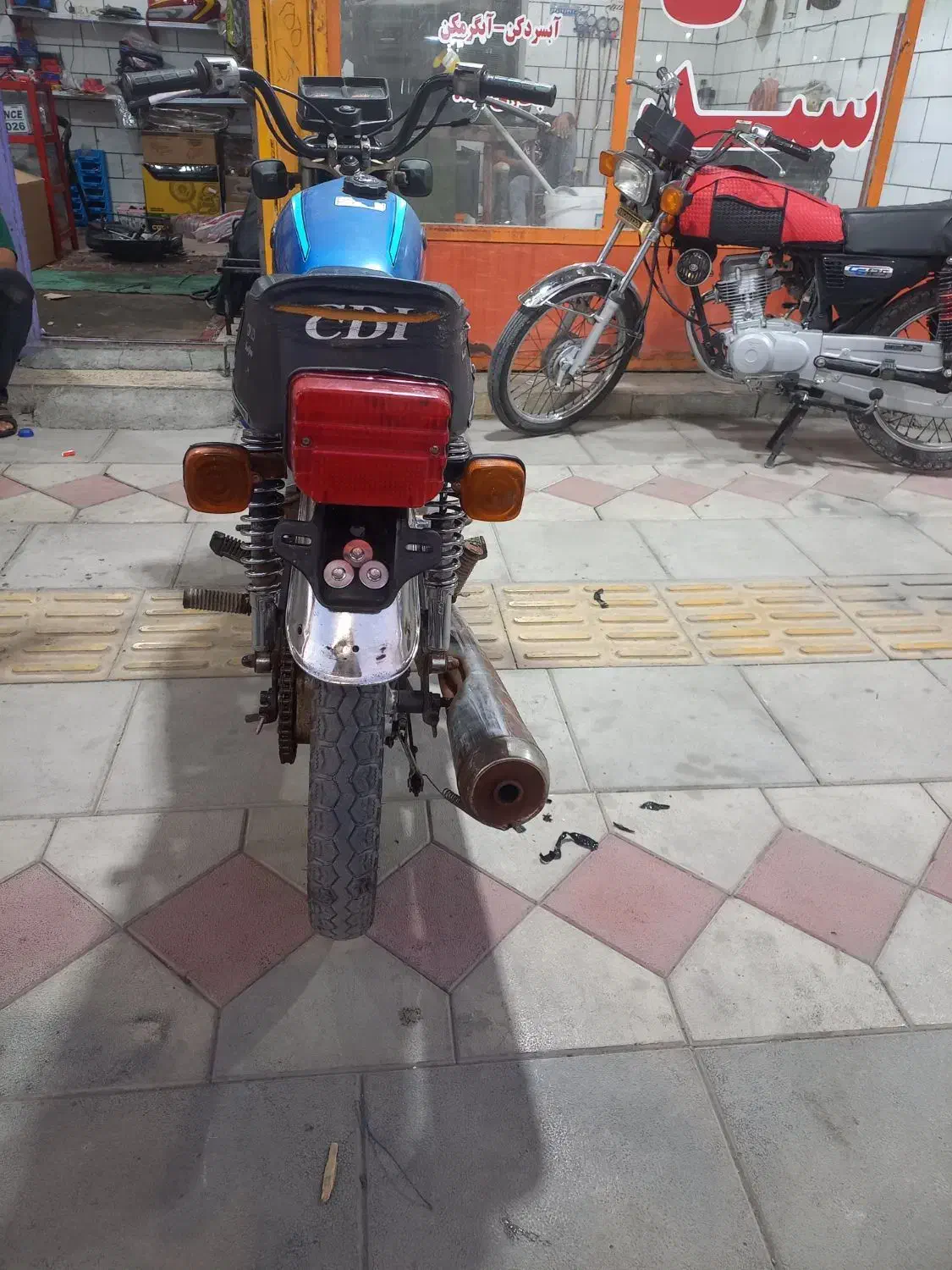 موتور فاکتور با استعلام مدل ۸۱ هارتفورد|موتورسیکلت|رامهرمز, |دیوار