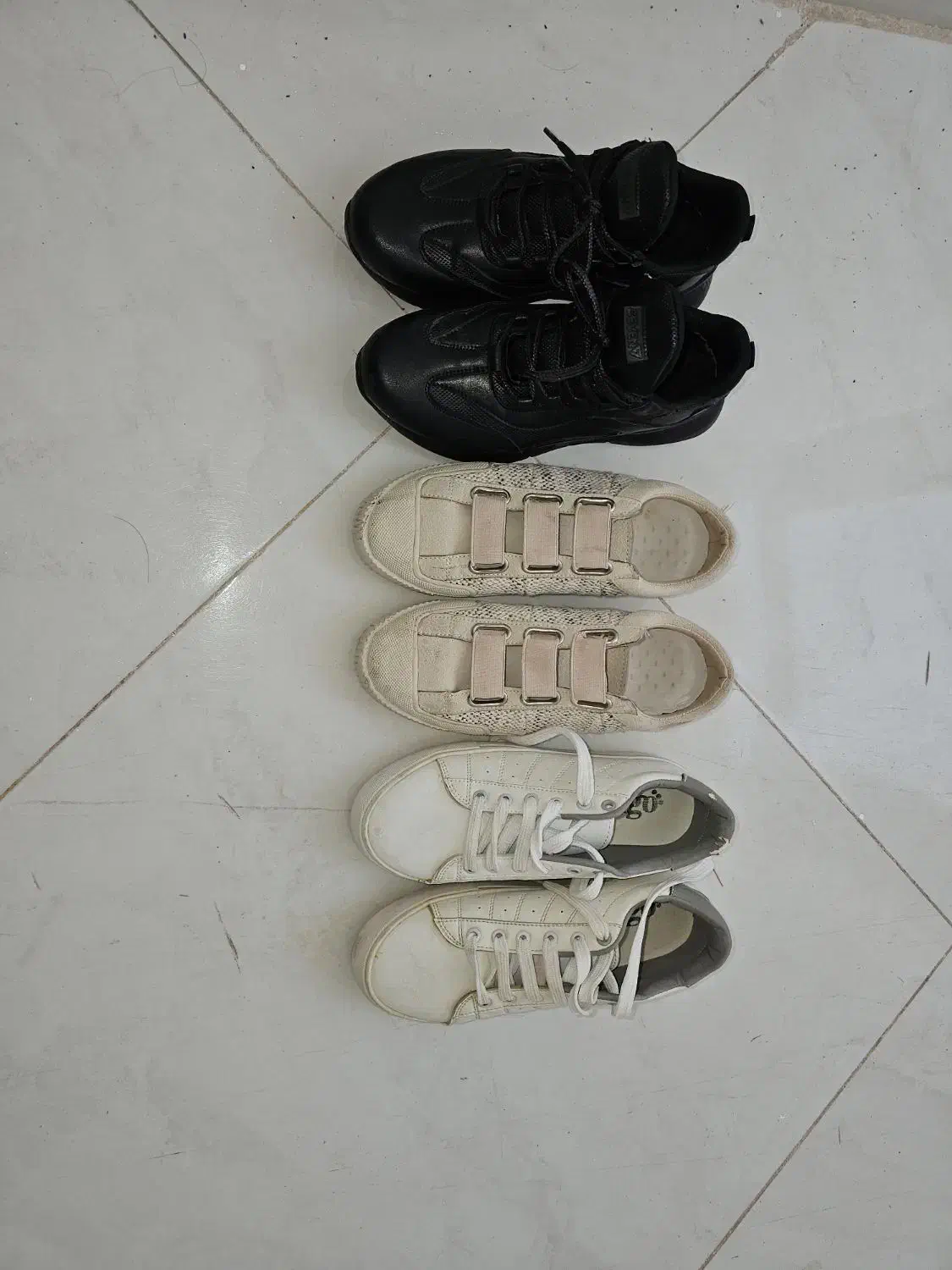 کفش|کیف، کفش، کمربند|تربت جام, فاز ۱ فرهنگیان|دیوار