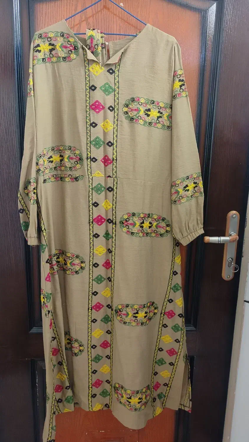 مانتو سنتی تیکه دوزی|لباس|حبیب آباد, |دیوار